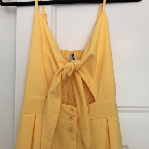 NWOT Beautiful Yellow Dress - Picture 3 of 5